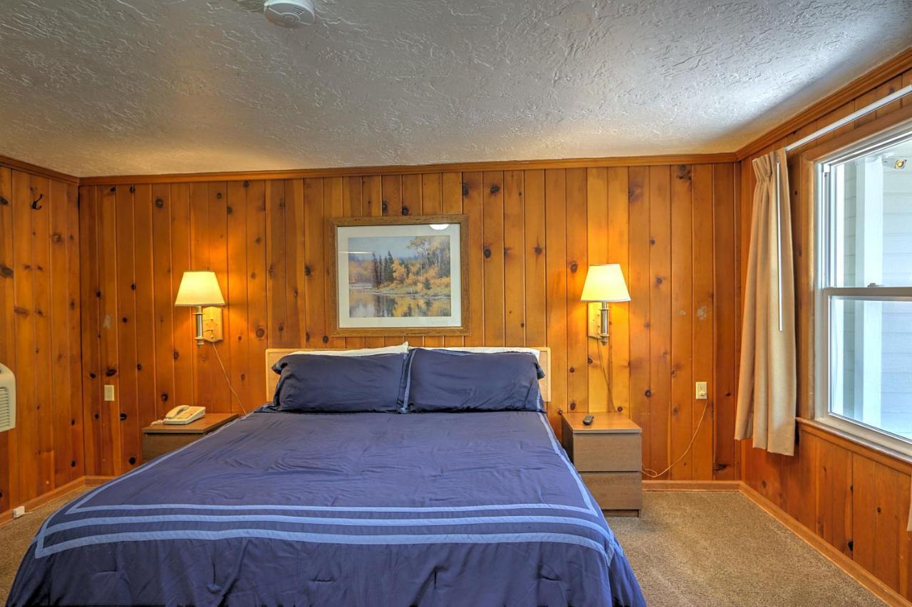 Western Star Inn Rifle Chambre photo