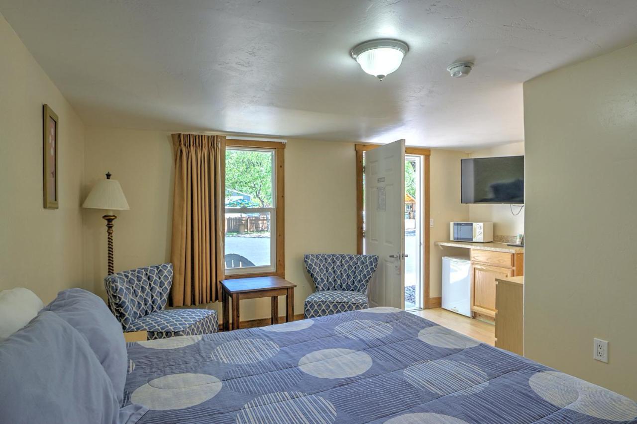 Western Star Inn Rifle Chambre photo