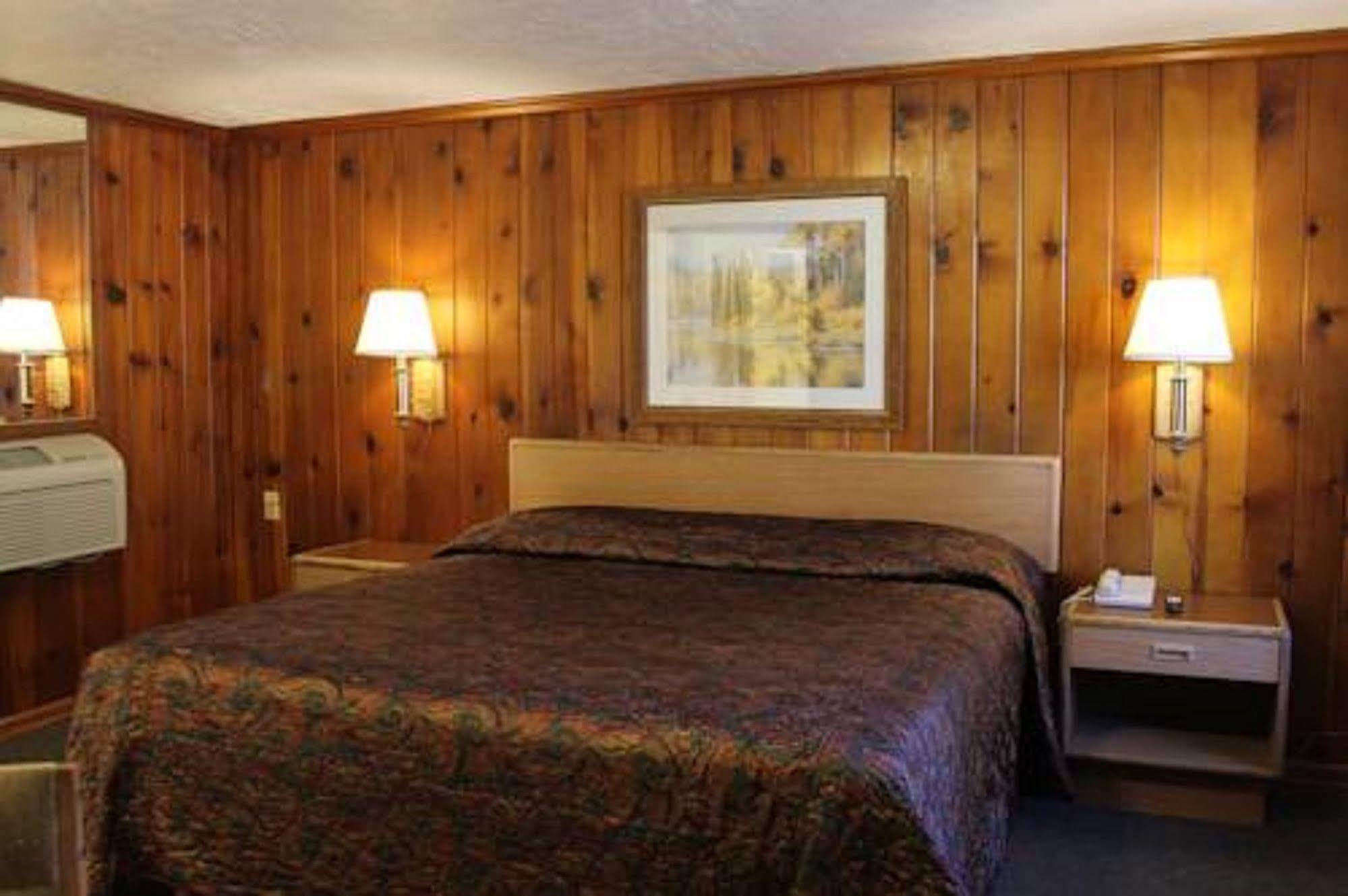 Western Star Inn Rifle Extérieur photo