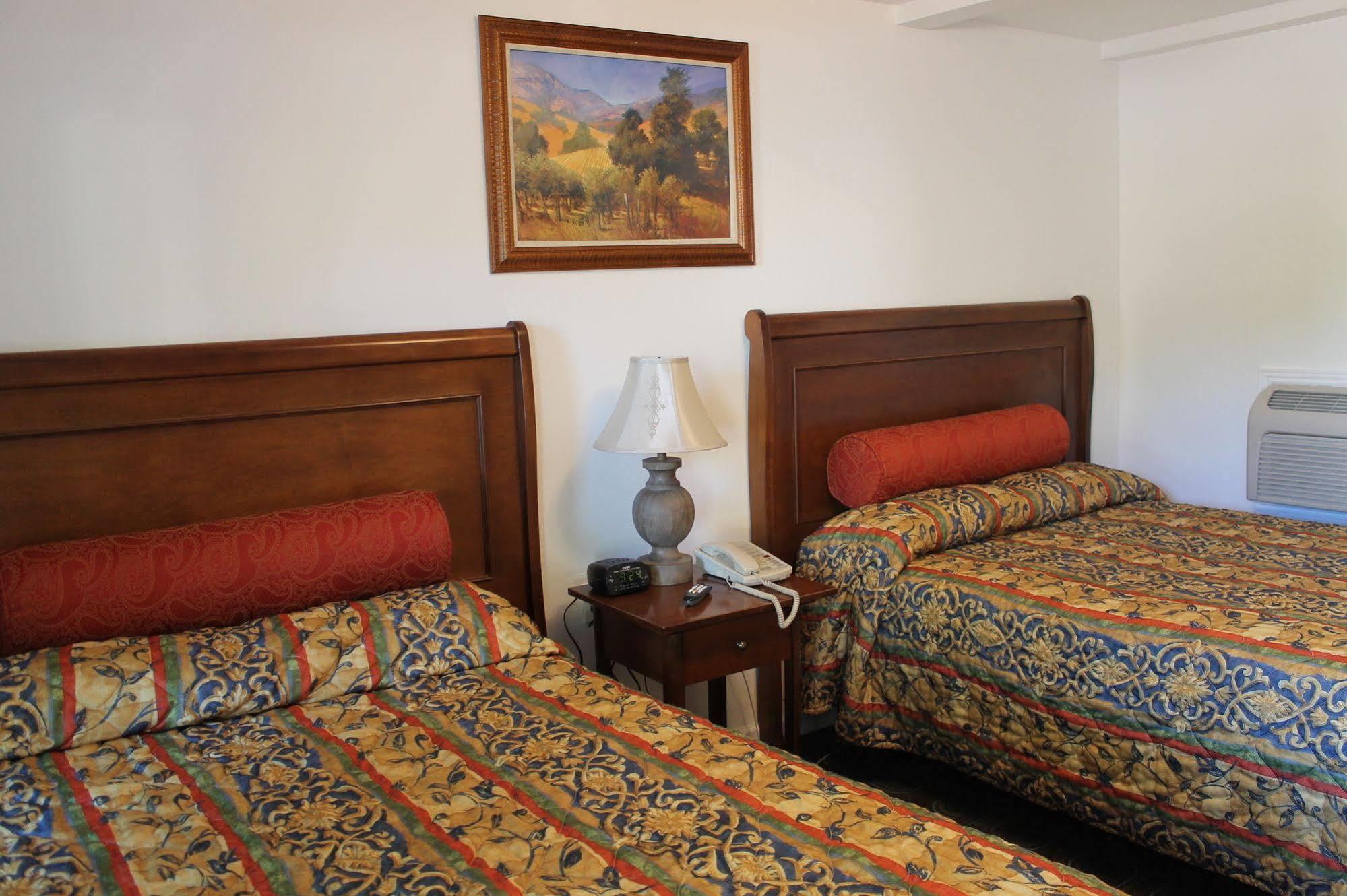 Western Star Inn Rifle Extérieur photo
